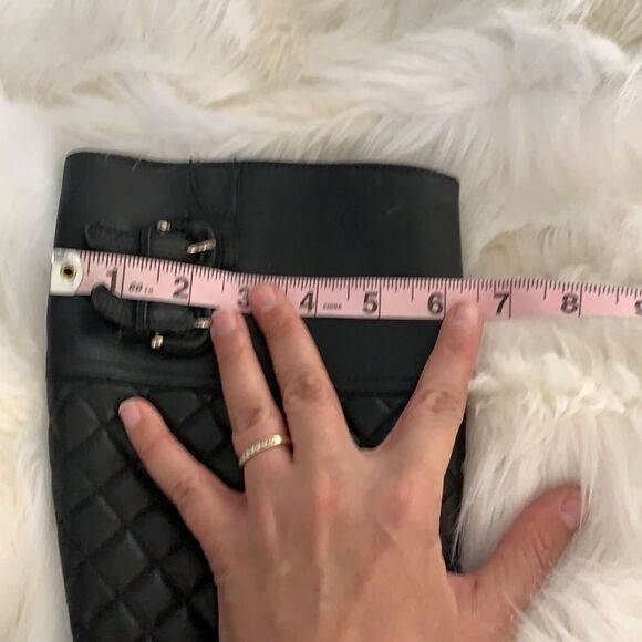 Burberry black quilted boots - Picture 11 of 11